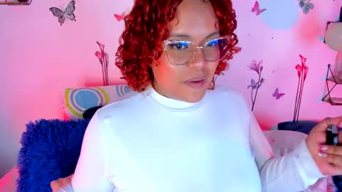 aleja      independent model       online show from October 4, 11:53 pm