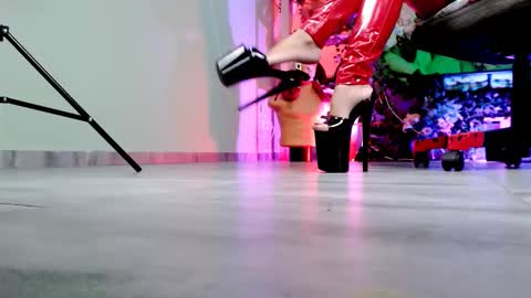 Monika online show from October 22, 2:44 pm