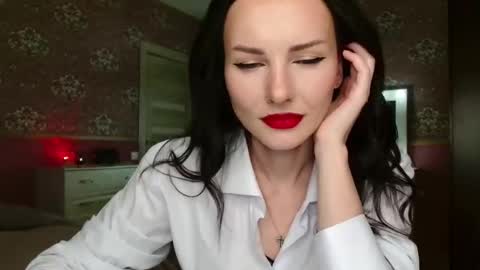 monparis_dream online show from November 7, 3:17 pm