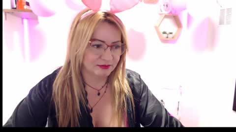monserrat online show from June 15, 3:56 pm
