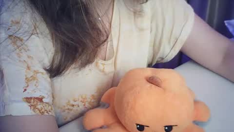 moodiemira online show from November 10, 7:20 pm