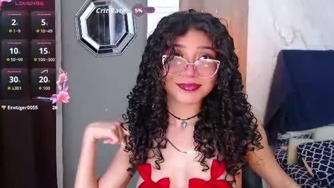 moon_and_fire_ online show from June 14, 7:42 am