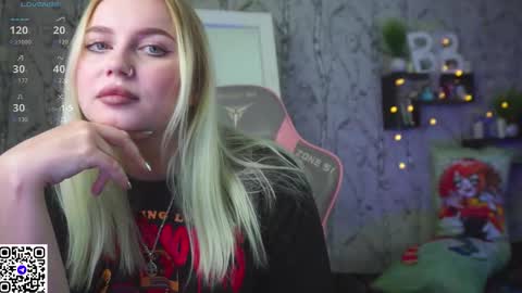 Emilia online show from December 16, 9:15 am