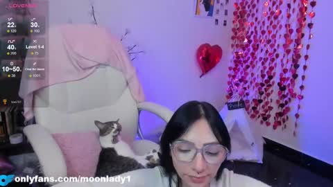 MOON  online show from March 6, 3:01 am