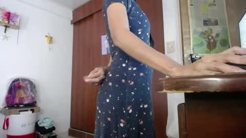 moonlunita online show from June 4, 8:24 pm