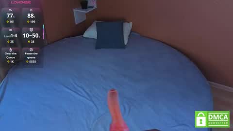 Snapshot of moontongue chatting on October 15, 8:17 am Trisha online show from October 15, 8:17 am