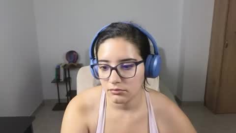 Moon Woman online show from July 5, 4:19 am
