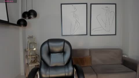 Morgan Hicks online show from June 20, 12:09 pm