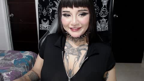 Morgan Moon online show from April 10, 5:30 pm