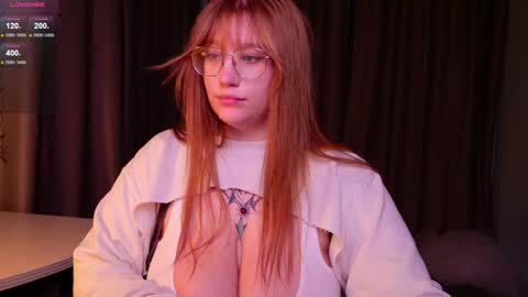 morvelyn online show from February 10, 3:37 pm