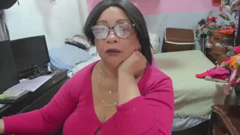 mrs_mommy online show from August 2, 8:23 pm