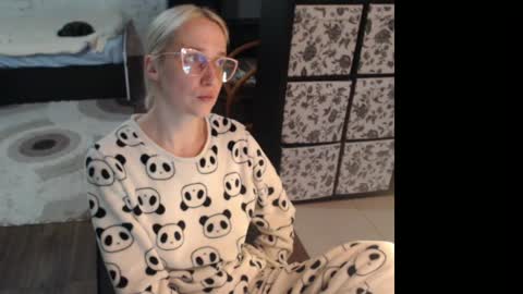 Sasha online show from April 28, 2:27 am