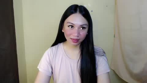 Bella online show from May 3, 3:54 am