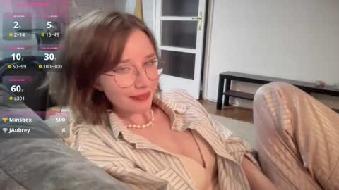 ms_christiana online show from December 19, 2:27 am