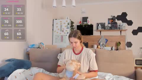 Ms ForYOU online show from September 25, 3:38 am