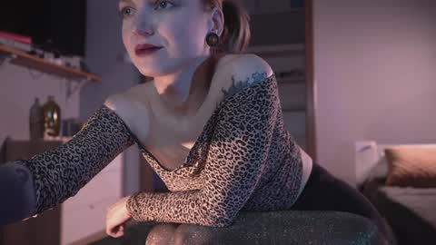 Lore online show from December 27, 9:11 pm