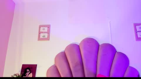 Ms zozi  online show from March 12, 5:04 pm