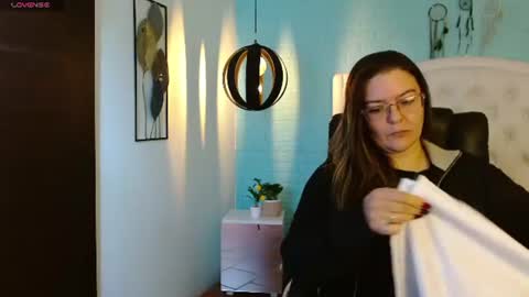 Jossie online show from June 10, 3:49 am