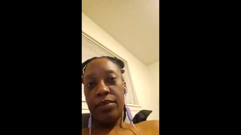 msmechocolate online show from December 28, 4:30 am