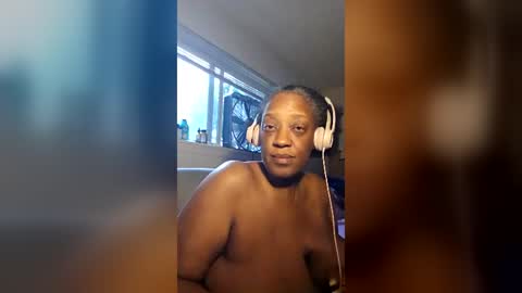 msmechocolate online show from June 27, 12:45 am