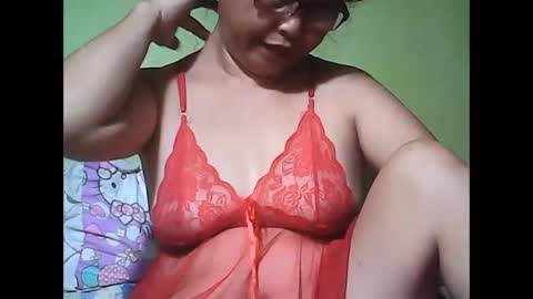 muffy_bunny online show from May 2, 9:18 pm