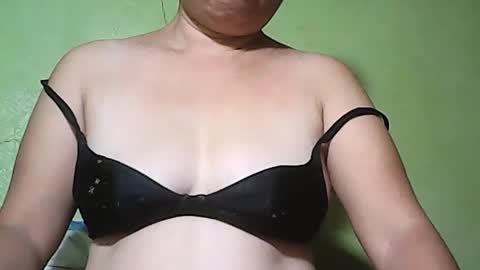 muffy_bunny online show from June 25, 7:13 am