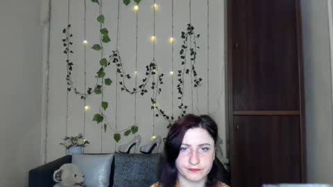 Jeneva online show from April 29, 6:35 pm