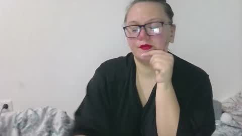 musechic_wild online show from February 7, 10:57 pm