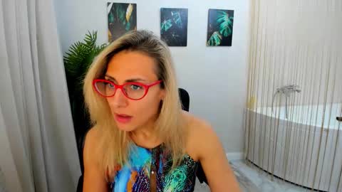 Diana online show from November 30, 11:47 am