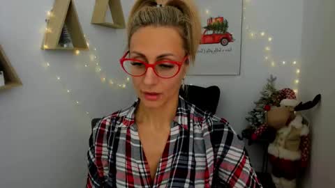 Diana online show from December 15, 11:37 am