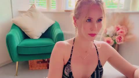 Mya-be Yours P online show from June 25, 7:59 pm