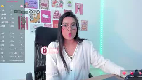 Bella online show from July 12, 1:01 pm