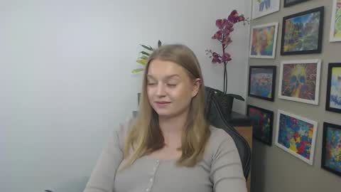 Erica online show from March 11, 1:25 pm