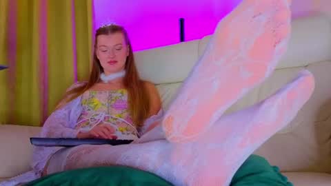 mysticvenus_ online show from July 12, 7:42 am