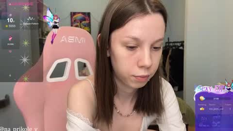 Vanessa and Julia  online show from February 18, 2:05 pm