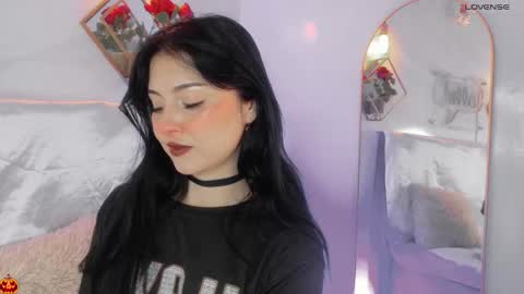 Snapshot of naamah_b chatting on October 20, 1:58 pm naamah_b online show from October 20, 1:58 pm