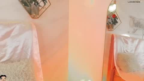 Snapshot of naamah_b chatting on September 24, 3:22 pm naamah_b online show from September 24, 3:22 pm
