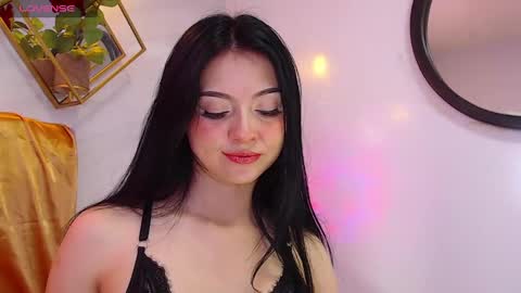 Snapshot of naamah_b chatting on January 13, 1:39 pm naamah_b online show from January 13, 1:39 pm