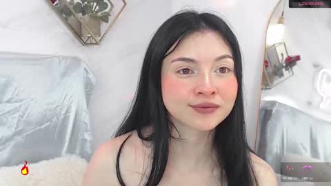 Snapshot of naamah_b chatting on March 11, 1:12 pm naamah_b online show from March 11, 1:12 pm