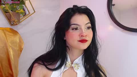 Snapshot of naamah_b chatting on January 8, 1:20 pm naamah_b online show from January 8, 1:20 pm