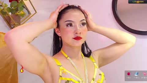 Snapshot of naamah_b chatting on January 10, 1:41 pm naamah_b online show from January 10, 1:41 pm