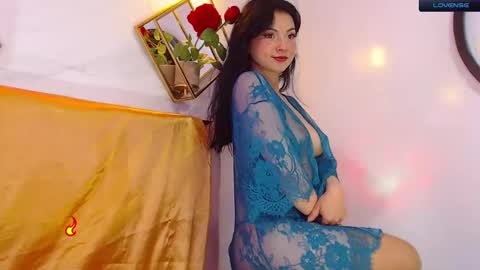 Snapshot of naamah_b chatting on January 17, 2:18 pm naamah_b online show from January 17, 2:18 pm