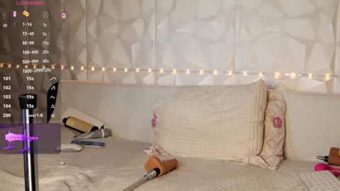 Snapshot of naathasa_ chatting on January 18, 8:19 pm Naathasa   online show from January 18, 8:19 pm