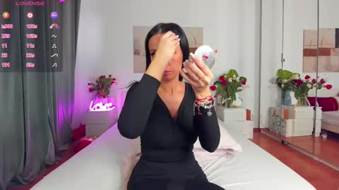 Snapshot of nadeen_ chatting on March 3, 3:59 pm Nadia online show from March 3, 3:59 pm