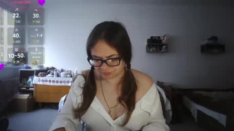 nadiiamorgun online show from May 5, 5:32 am