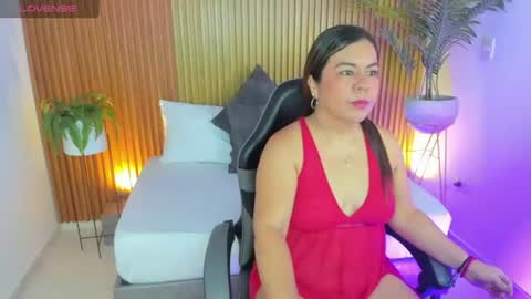 N A H I A online show from June 10, 12:26 pm
