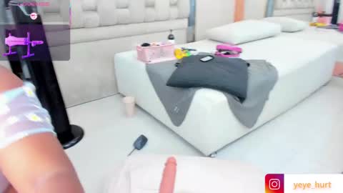 Snapshot of nahomye_taylor chatting on September 11, 3:29 am Nahomye online show from September 11, 3:29 am