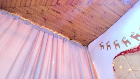 Naia x online show from December 17, 8:13 pm