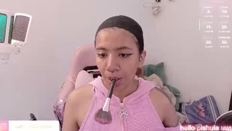 nami_usagi online show from June 24, 8:41 pm