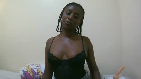 nana2095 online show from July 23, 7:05 am